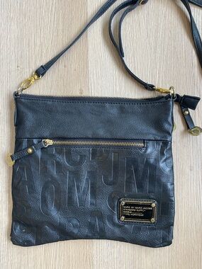 Marc by Marc Jacobs Black Leather Crossbody Bag Logo Embossed Shoulder Purse